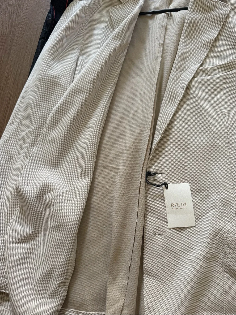 RYE 51 Las Vegas Men’s Beige Sport Coat Blazer Size 46 NWT - Retail Price $598
